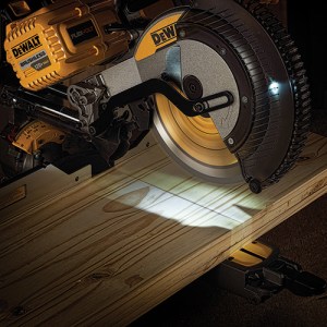 DeWalt FLEXVOLT Miter Saw Real-World Testing